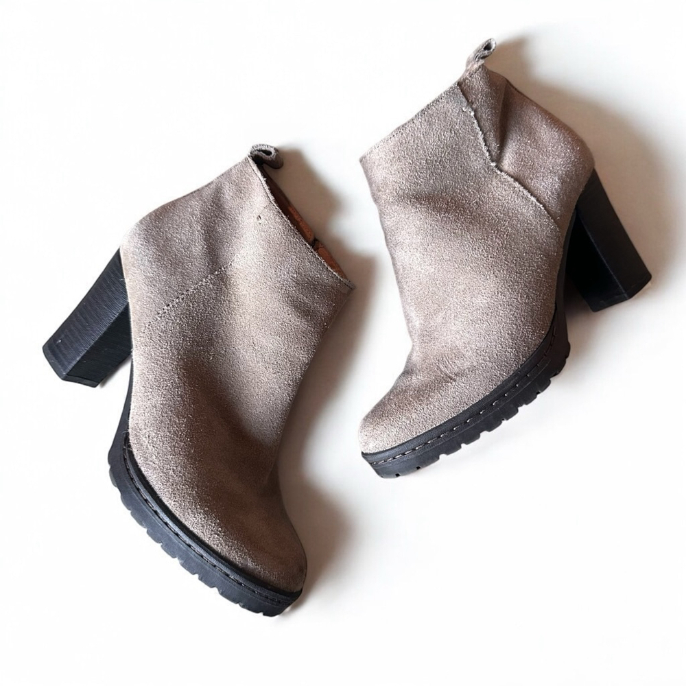 Caslon Taupe Suede Leather Ankle Booties 37M (US 6.5-7) Chunky Block Heel Zip Up